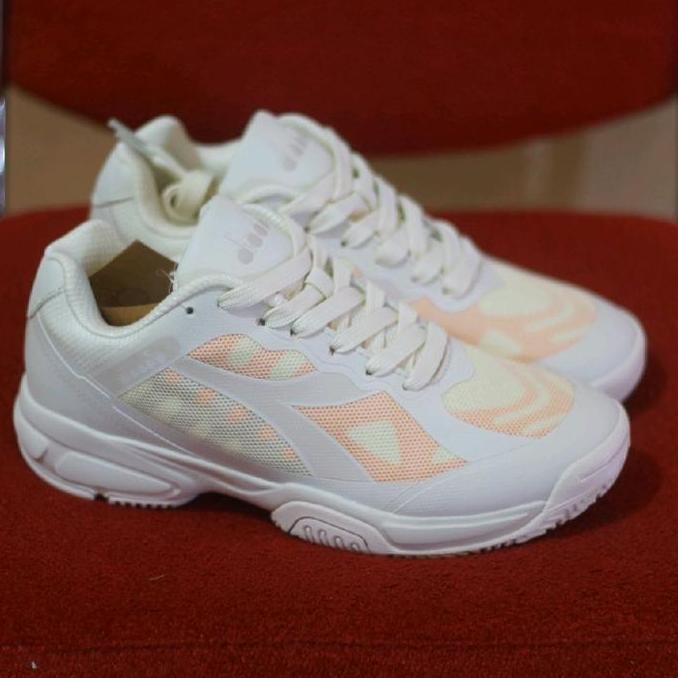 SEPATU TENNIS DIADORA HOSHI BEIGE WHITE PINK