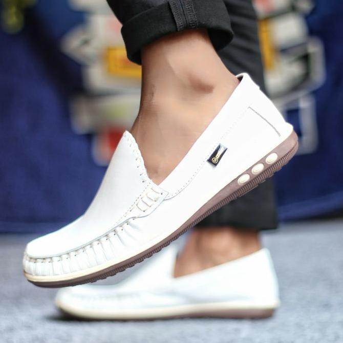 sepatu slip on pria putih white slop casual trendi pansus kerja murah