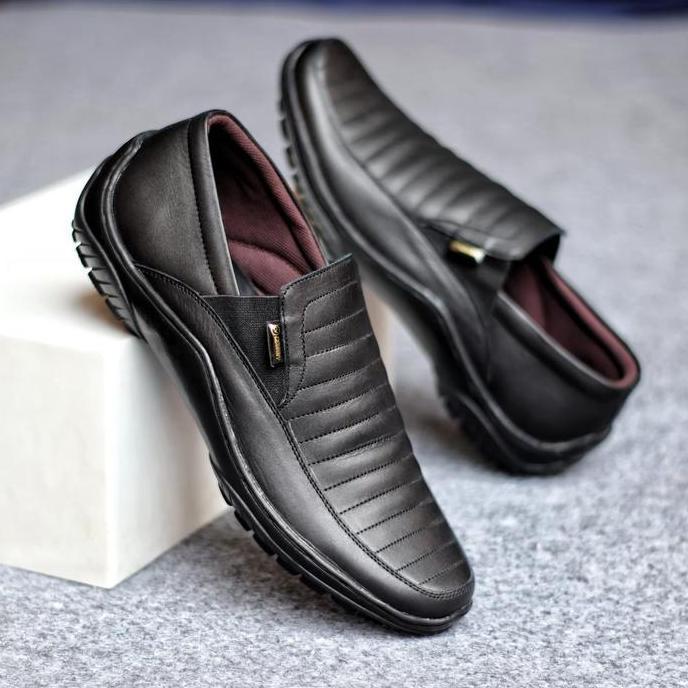 Sepatu Slop Kerja Kulit Asli Slip On Pria Hitam Cevany Corza Orinal