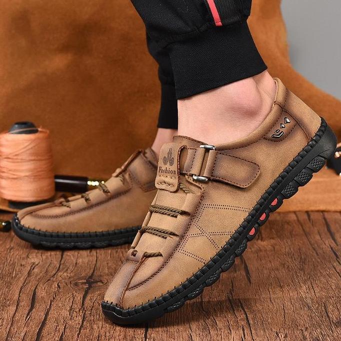 Sepatu Pria Sneaker Pantofel Pria Tanpa Tali Kulit Sapi Asli