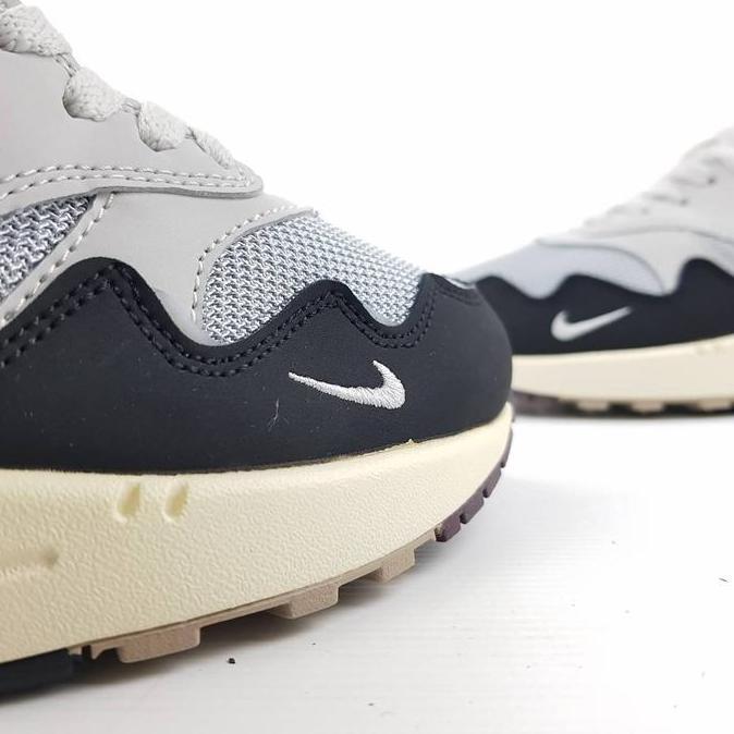 Sepatu Air max 1 x Patta White Black White Black Orinal BNIB