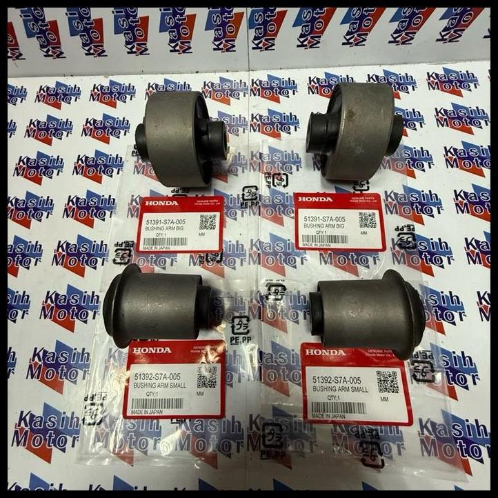 TERLARIS BUSHING ARM DEPAN BESAR KECIL BUSHING LOWER ARM SAYAP DEPAN BESAR KECIL CRV GEN 2 GEN2 2002