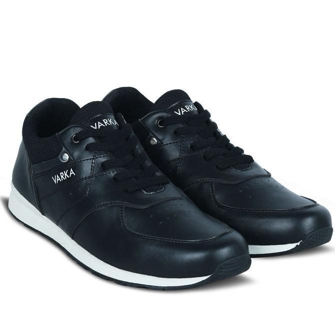 Sepatu Sneaker Pria V 616 Brand Varka Sepatu Kets Olahraga Joging Running Warna Hitam.
