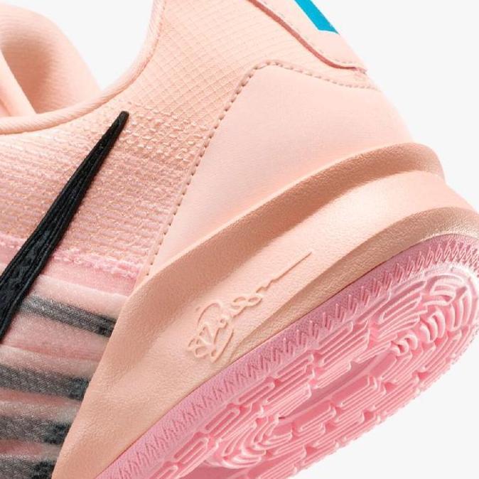 Nike Sepatu Basket Wanita Sabrina 3 Twin HF2881-800 Warna Pink Desain Nyaman Tahan Lama Model Sabrin