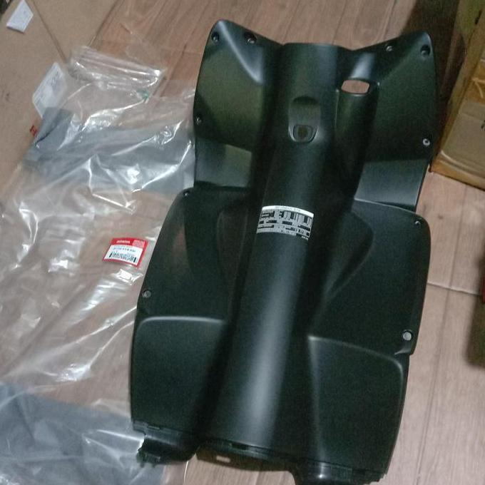 '' COVER INNER KONTAK VARIO 110CW TYPE KARBU 81131 KVB 930 ORIGINAL //