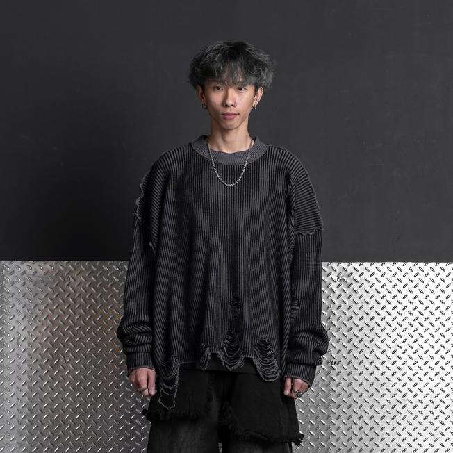 Hierarchy Studios Chroma Distressed Bla Flux Oversize Knit Sweater