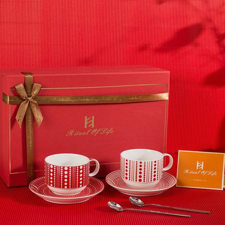 (Khusus Kota Batam) BOX DEFECT PUDAR / SOBEK Hampers Set Cangkir/Mug Keramik Motif Merah Putih - Ham