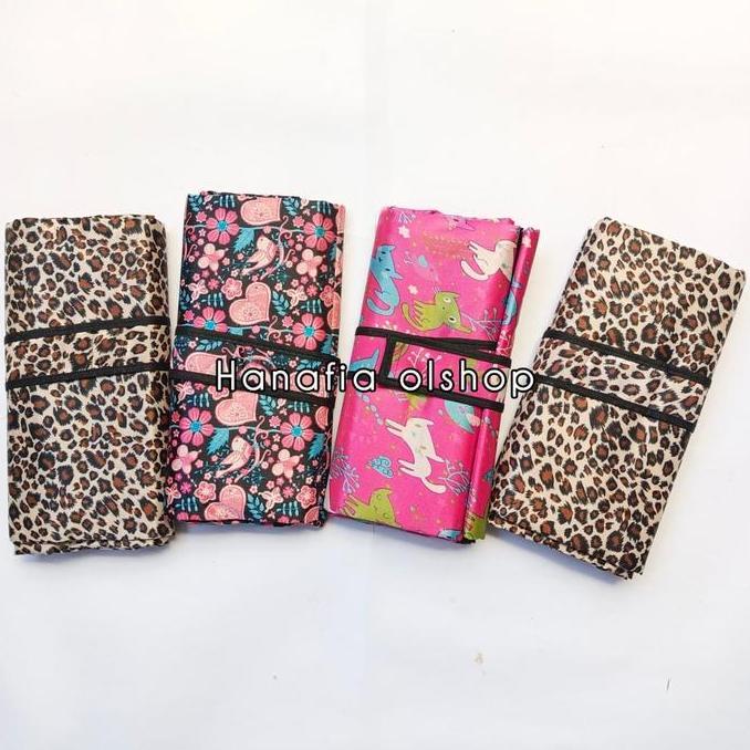 Lengkap- Tikar Lipat Ukuran 100X150Cm Jumbo Microsatin Tebal / Tikar Anti Air / Karpet