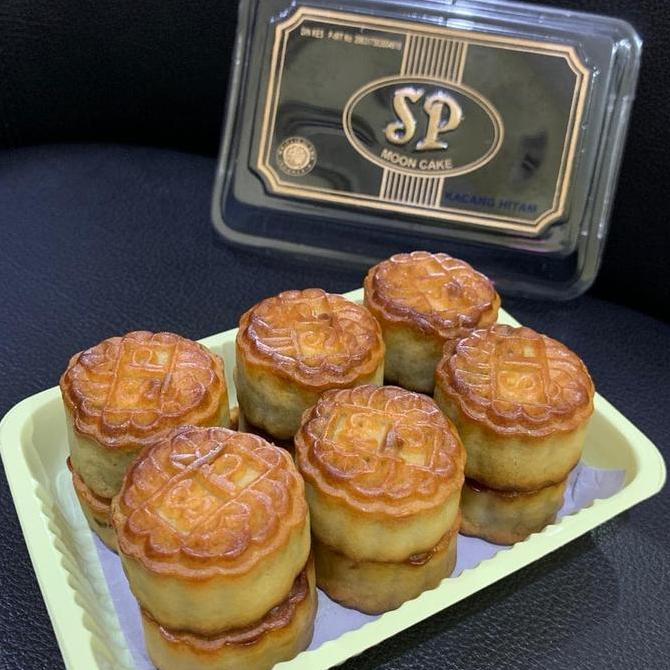 Kue cetak kacang hitam