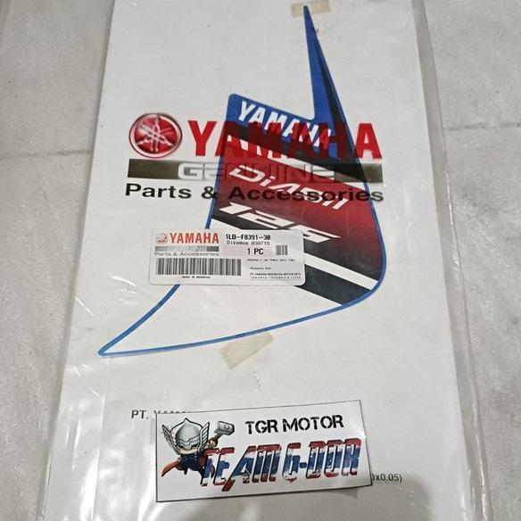 Promo !!! Striping Sticker Stiker Polet Cover Kaper Kiping Samping Sayap Bawah Kiri Ori Original Yam