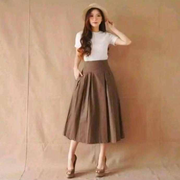 Nikita skirt rok linen uniqlo FIT to M  Bawahan Wanita Basic