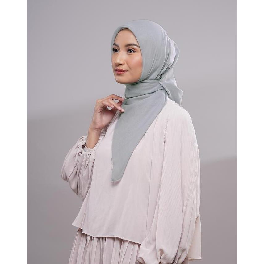 Terpopuler- Plain Paris Napocut (Segi Empat) Jilbab Simple