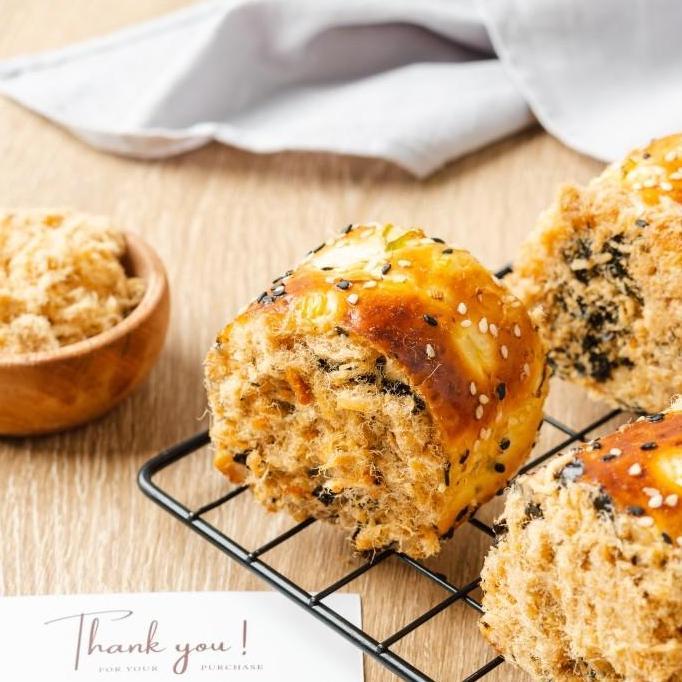 Chicken Golden Floss / roti abon gulung - Botuna Indonesia