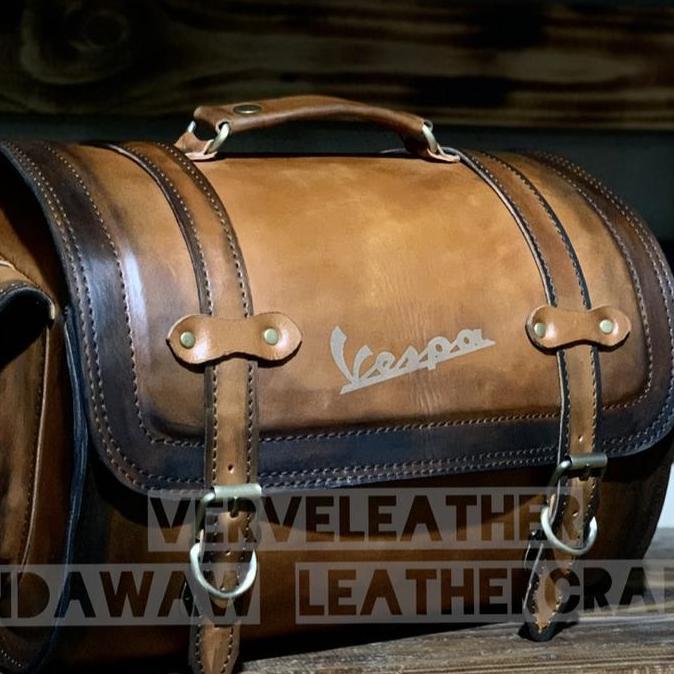 Top box vespa , tas kulit vespa , primavera , sprint , royal alloy
