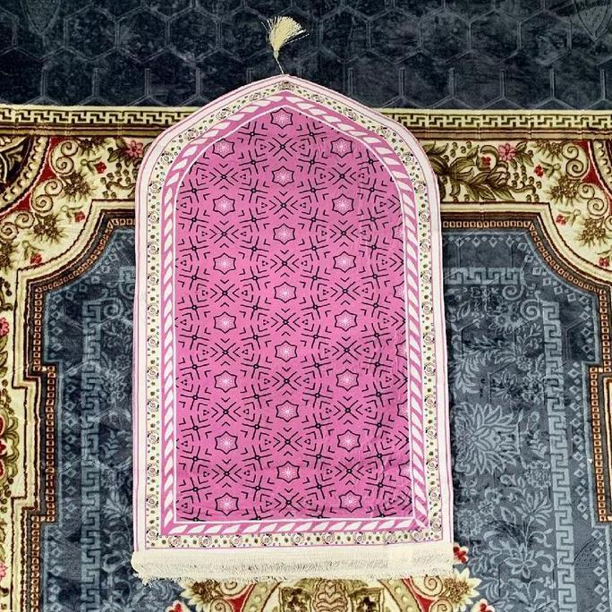 sajadah kubah motif tipis ukuran 70x110 Muslim Turki KS