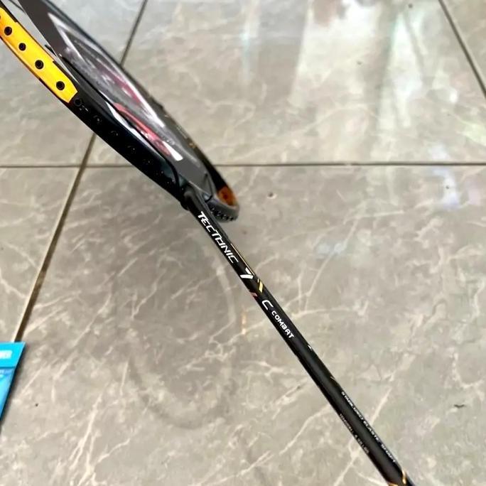 Promo RAKET BADMINTON LINING TECTONIC 7 COMBAT 32LBS Diskon