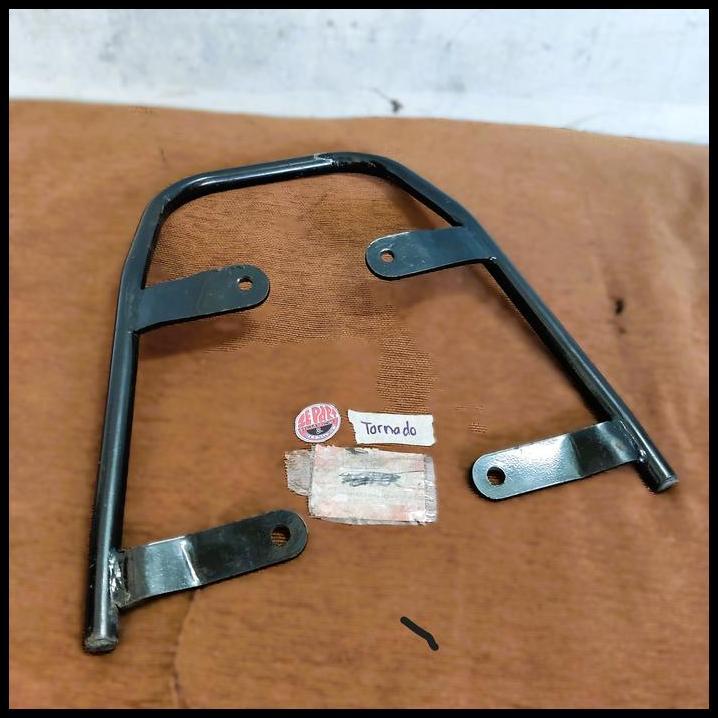 BEST DEAL BEHEL JOK SHOGUN 110 KEBO TORNADO BESI BEGEL SADEL BELAKANG ORI SGP 46210-31CA0L000 !!!!!!