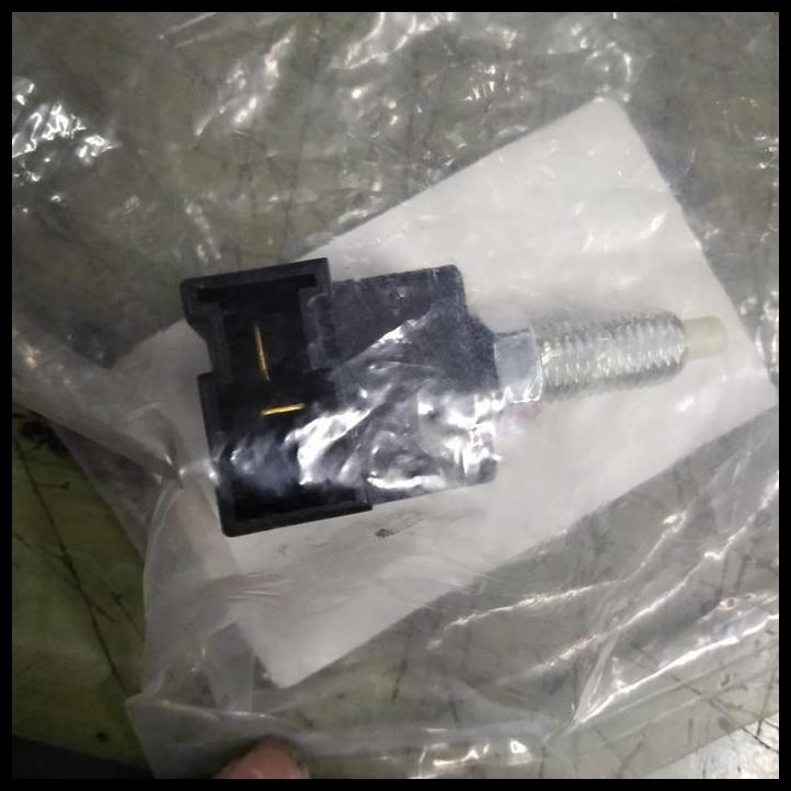 TERBARU SWITCH STOP LAMP HYUNDAI H1 93810-2E000 ORISINIL