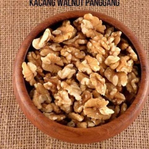 Kacang walnut roasted 500gram / walnut pangang/ kacang walnut matang