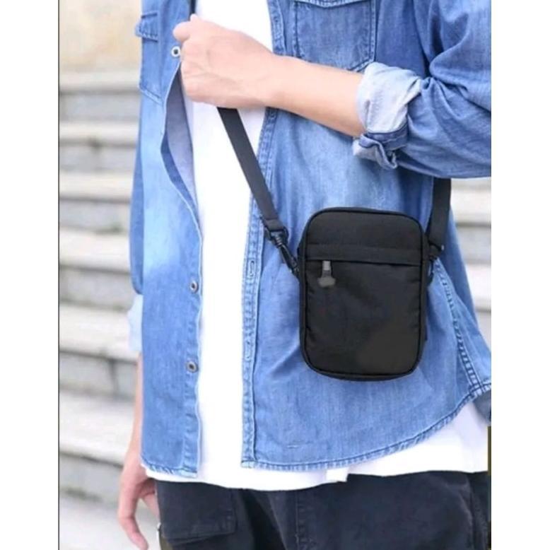 BIG PROMO TAS SELEMPANG PRIA WANITA - TAS MINI CROSSBODY BAG, RINGAN & STYLISH UNTUK JALAN, TRAVELIN