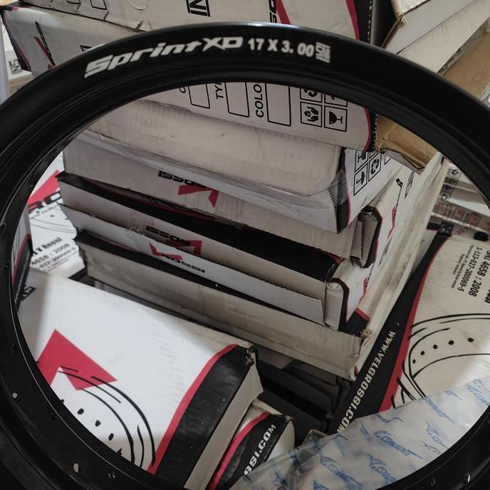 velg 300 x 17 merk vrossi sprint xd hole 32 crf hitam glossy