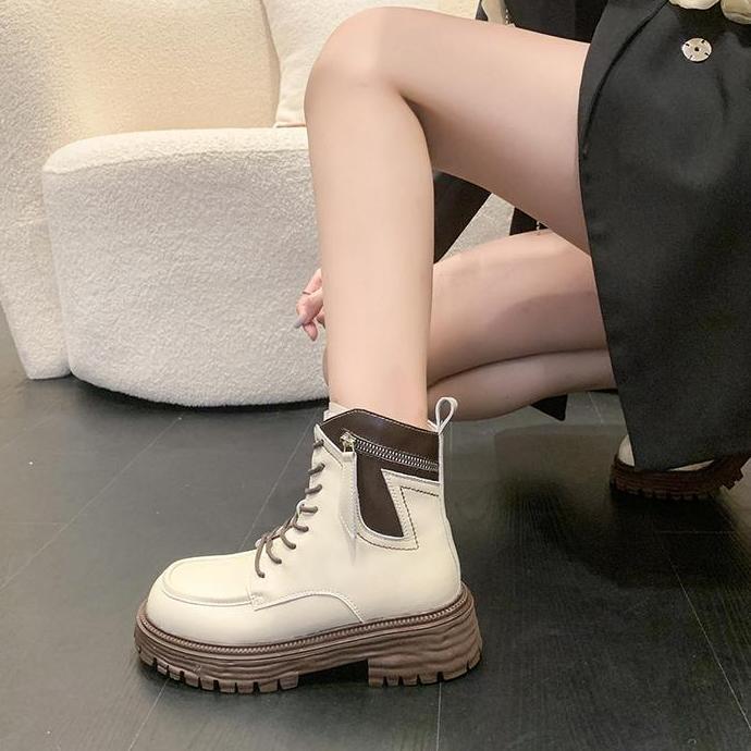 Terbaru Pinkey P222 Sepatu Sneakers Boots Martin Wanita Sneakers Shoes Hitam Putih