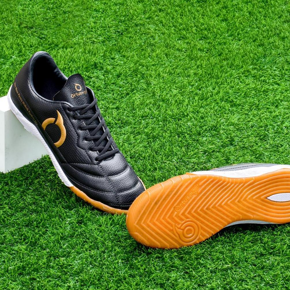 NEW SEPATU FUTSAL ORTUSEIGHT KOMPONEN ORIGINAL FORTE SAVAGE IN ORTUS WARNA HITAM GOLD PUTIH GOLD