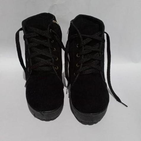 Premium Sepatu Boots Wanita Cewek Korea Boot Cewe Hiking Import Kekinian Wanita Murah Keren Terbaru 