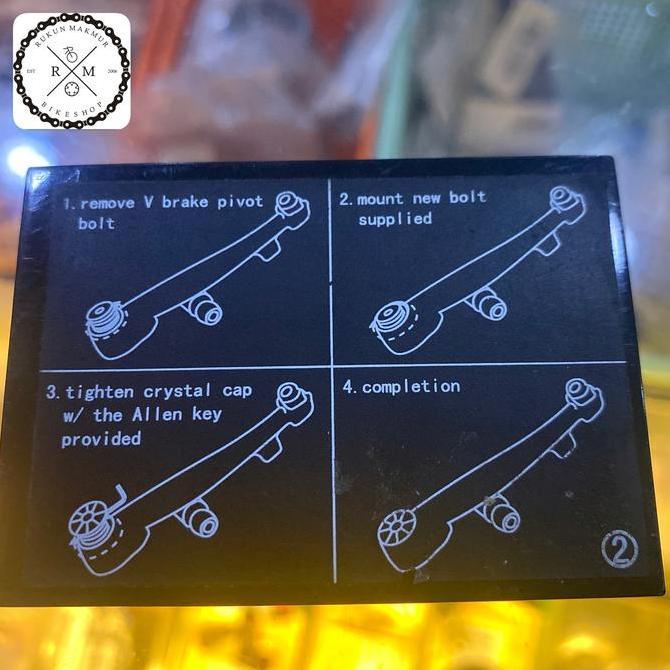 SWAROVSKI Crystal Bike Accessories V Brake Pivot Bolt - Baut Sekrup Accessories Brake Pivot Baut Rem