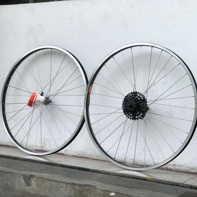 WHELSET MTB 26 ARAYA TM 840 F HUB SHIMANO STX MC 32 VINTAGE RIM BRAKE