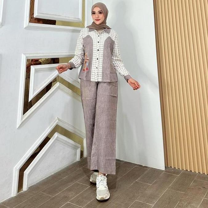 Sabita One Set Celana Katun Kotak Fashion Muslim Wanita Kekinian