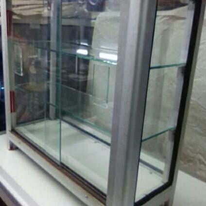 Etalase rokok mini size