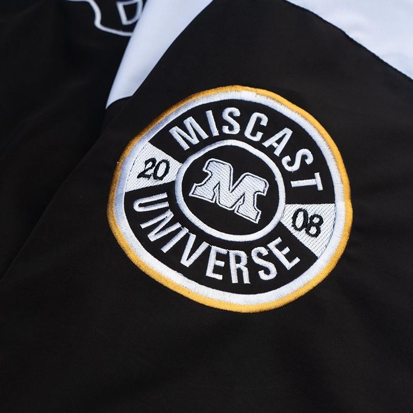 DISKON MISCAST VARSITY JACKET VINTAGE CHAVEZ HITAM