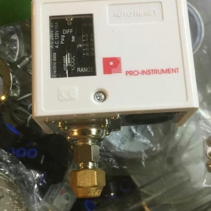 pressure gauge / pressure control