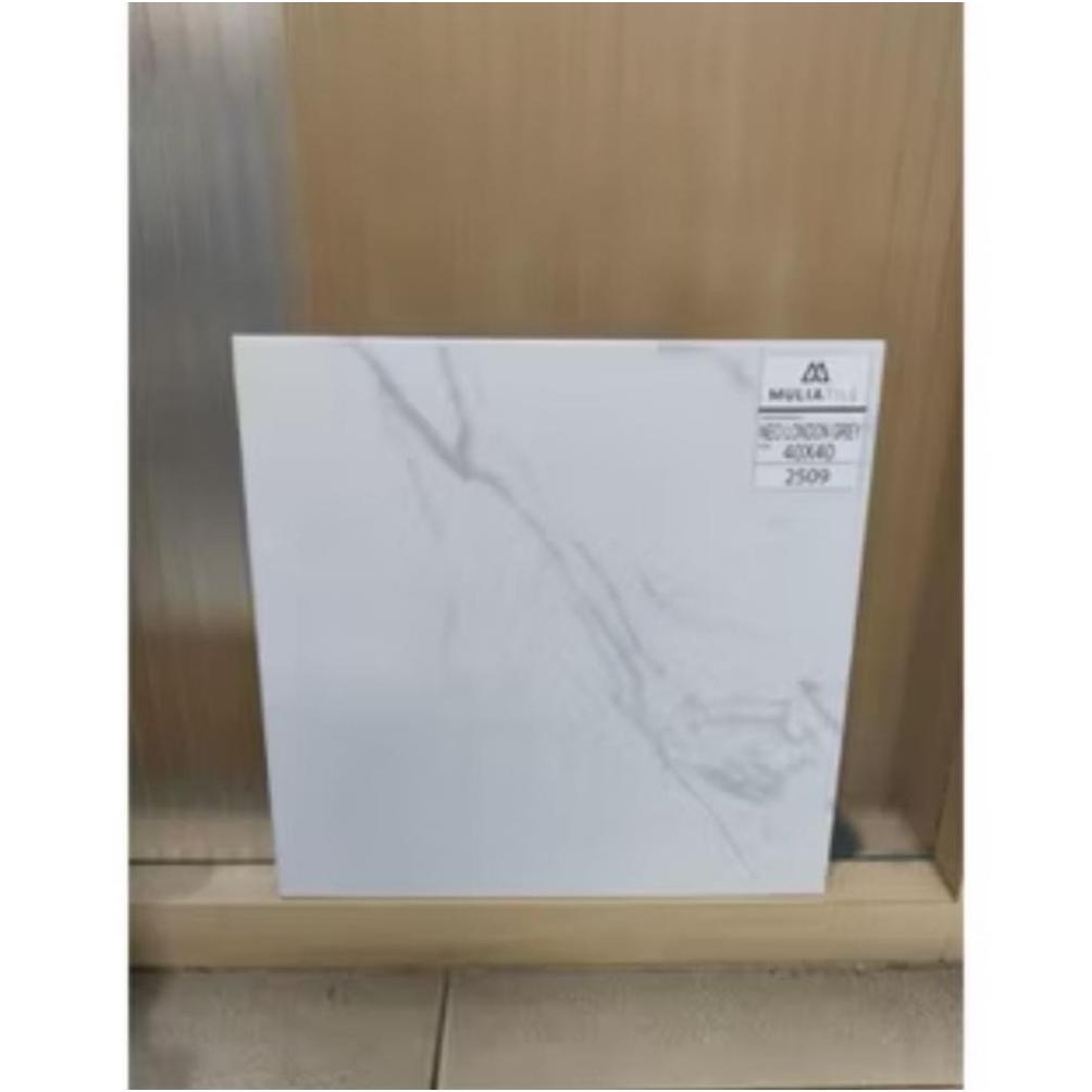 keramik lantai 40x40 putih motif carara (mengkilap)/ keramik lantai kamar/keramik marmer/ keramik la