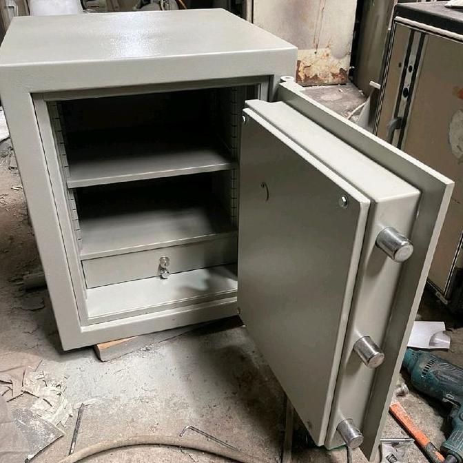 Brankas Chubb Cobra Elite size 2 (New Rekondisi) - 60cm FW