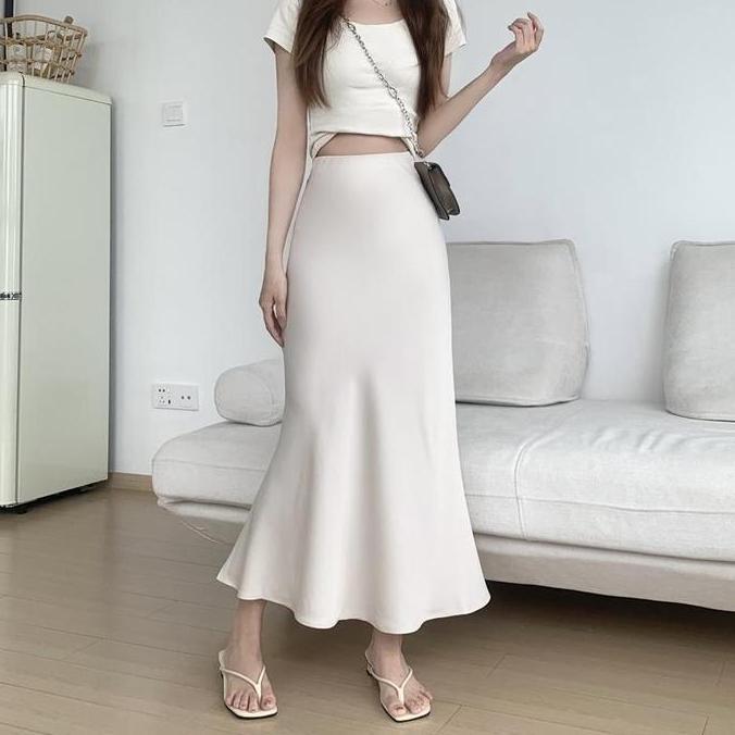 DN26 >> Rok Satin Seksi Kain Rayon Pinggang Tinggi Bentuk Ekor Ikan Dipasang Gaya Vintage Musim Pana