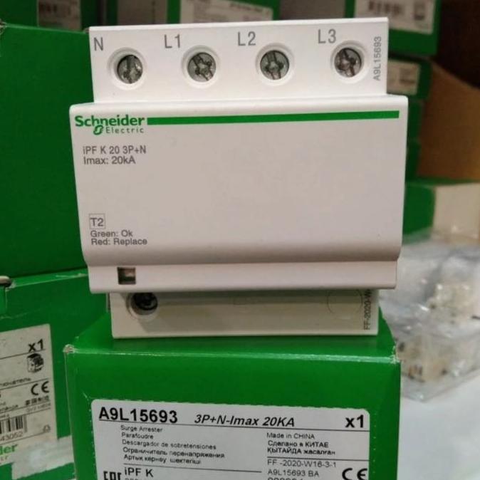 Surge Arrester Schneider 3P+N 20Ka