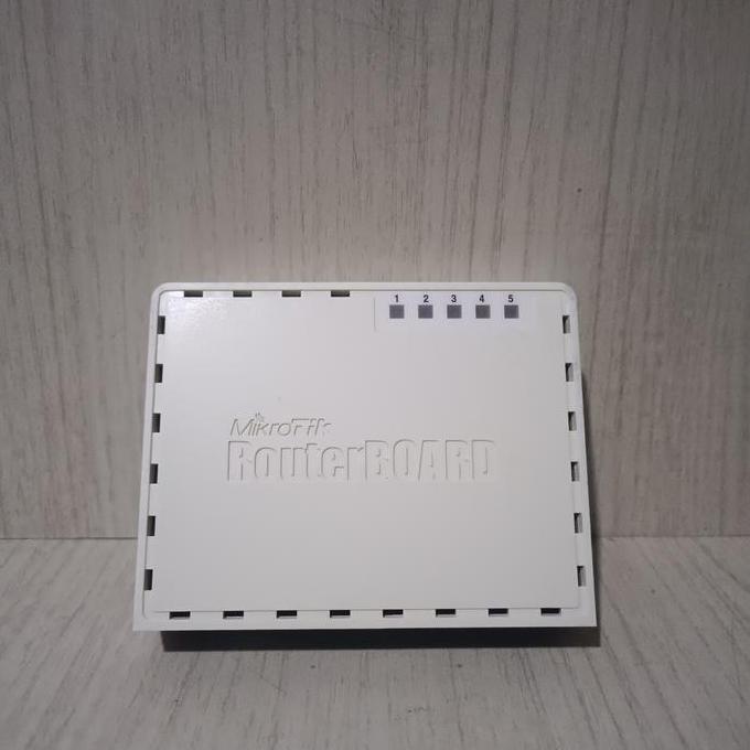 Mikrotik RB 951-2n mikrotik