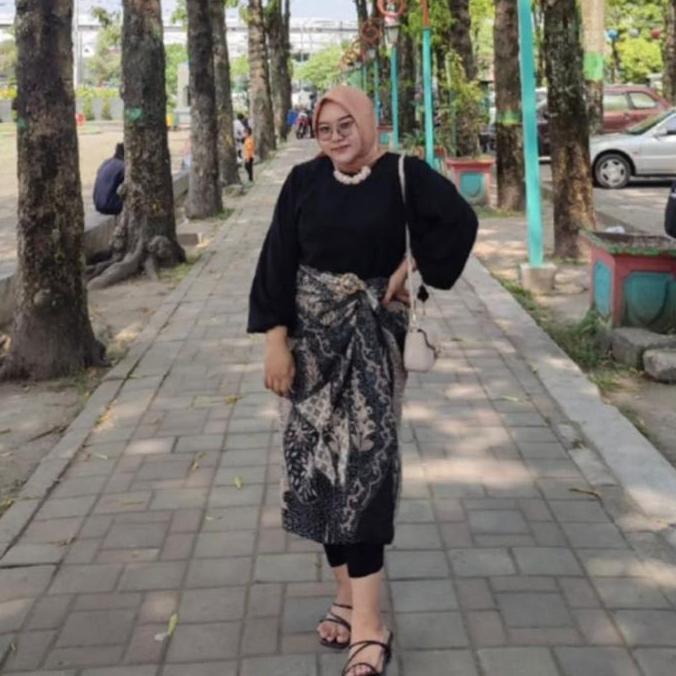 ROK LILIT JUMBO UKURAN XXL-XXXL MUAT SAMPAI BB 120 UNTUK UKURAN LEBAR 200 CM DAN LEBAR BAWAH 100 CM