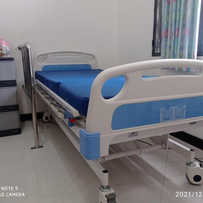 Tempat tidur rumah sakit elektrik. Ranjang pasien electric Sella. Baru