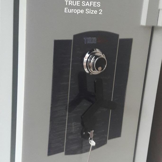 Terlaris Brankas Besar Tinggi 102 Cm Europe 1Meter Tahan Api Brangkas True Safes Brankas Uang Besar 