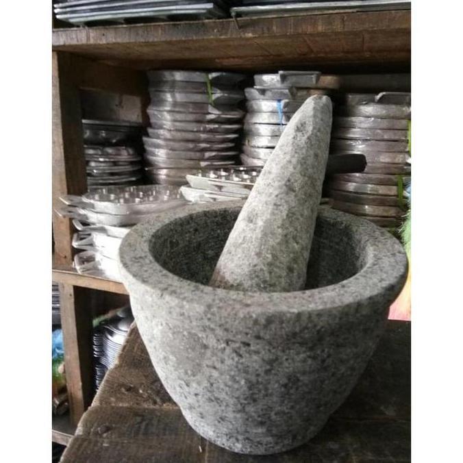 LUMPANG BATU ULEKAN BUBUT 16CM TA