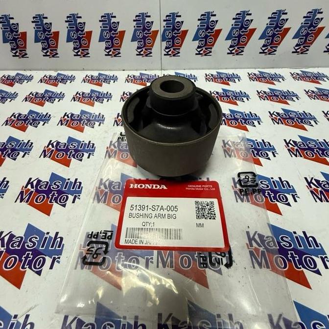 BUSHING ARM DEPAN BESAR BUSHING LOWER ARM SAYAP DEPAN BESAR HONDA STREAM 2002-2006 JAPAN