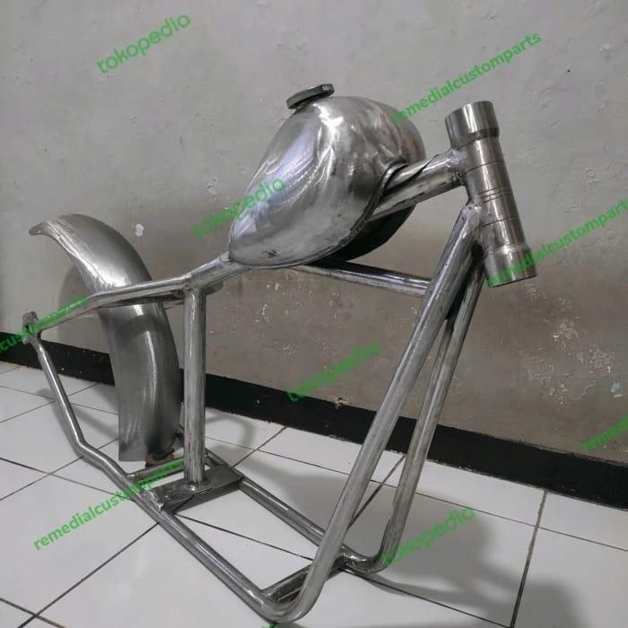 (Ready) Paket Hemat Rangka Frame Chopper,Tangki Peanut, Spakbor Belakang Bestseller