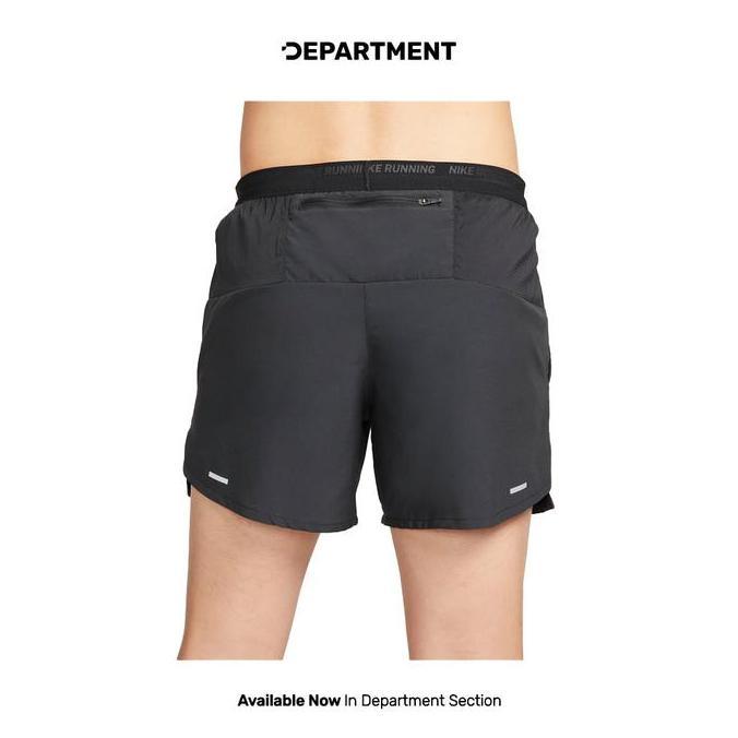 Celana Lari Pria NIKE DRI-FIT STRIDE 5IN DM4756010 ORIGINAL