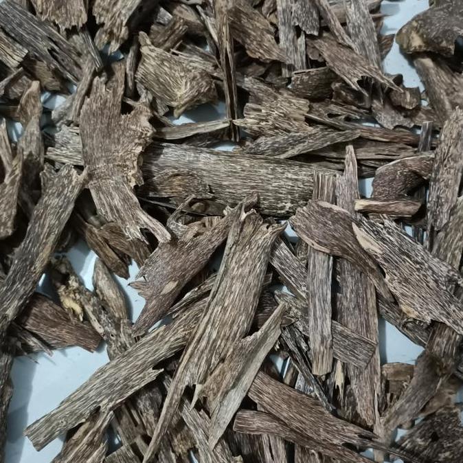 Kayu gaharu alami AB SUPER Kalimantan malacensis