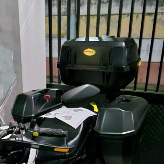 Box Samping Kiri Kanan Givi E22 untuk Sepeda Motor - Motorcycle