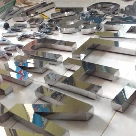 Stainless steel Huruf Timbul 3D Tulisan Nama