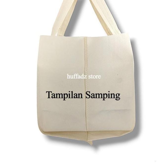 Tas Goodie Bag Hajatan Box 22x22